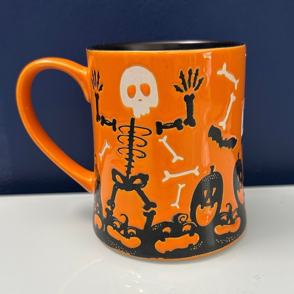 NWT Eli + Ana Halloween Mug